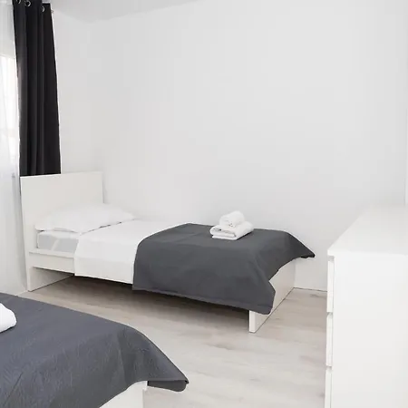 Apartment Adam Zadar